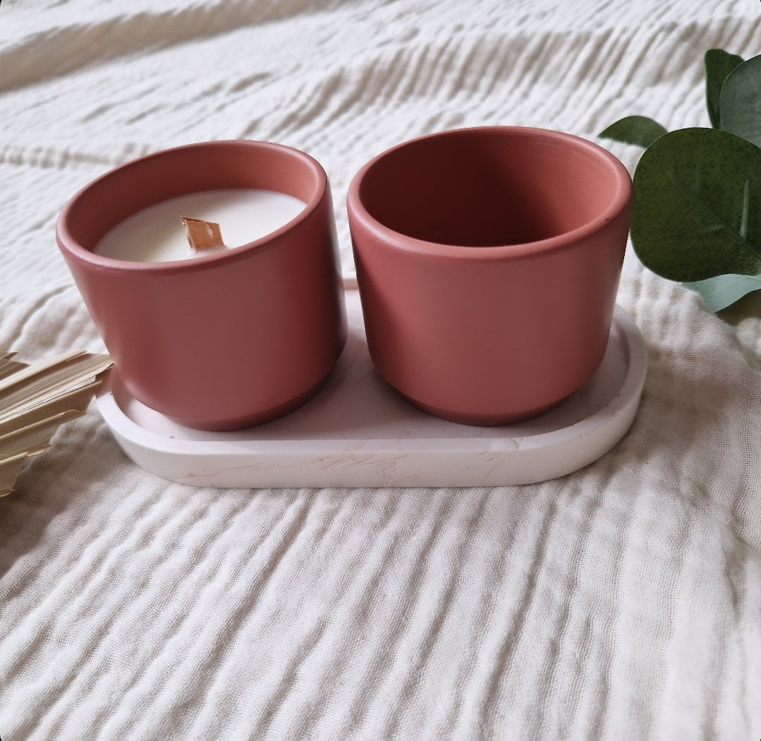 Terracotta keramieken kaars met houten lont en bijpassende bloempot