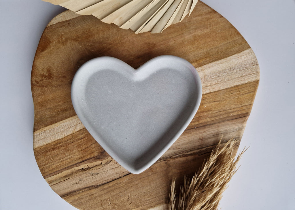 Handgemaakt Jesmonite hart schaaltje