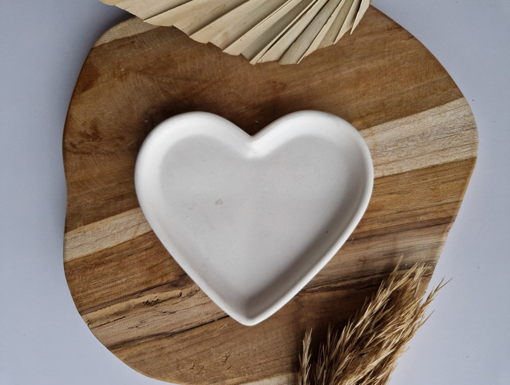 Handgemaakt Jesmonite hart schaaltje