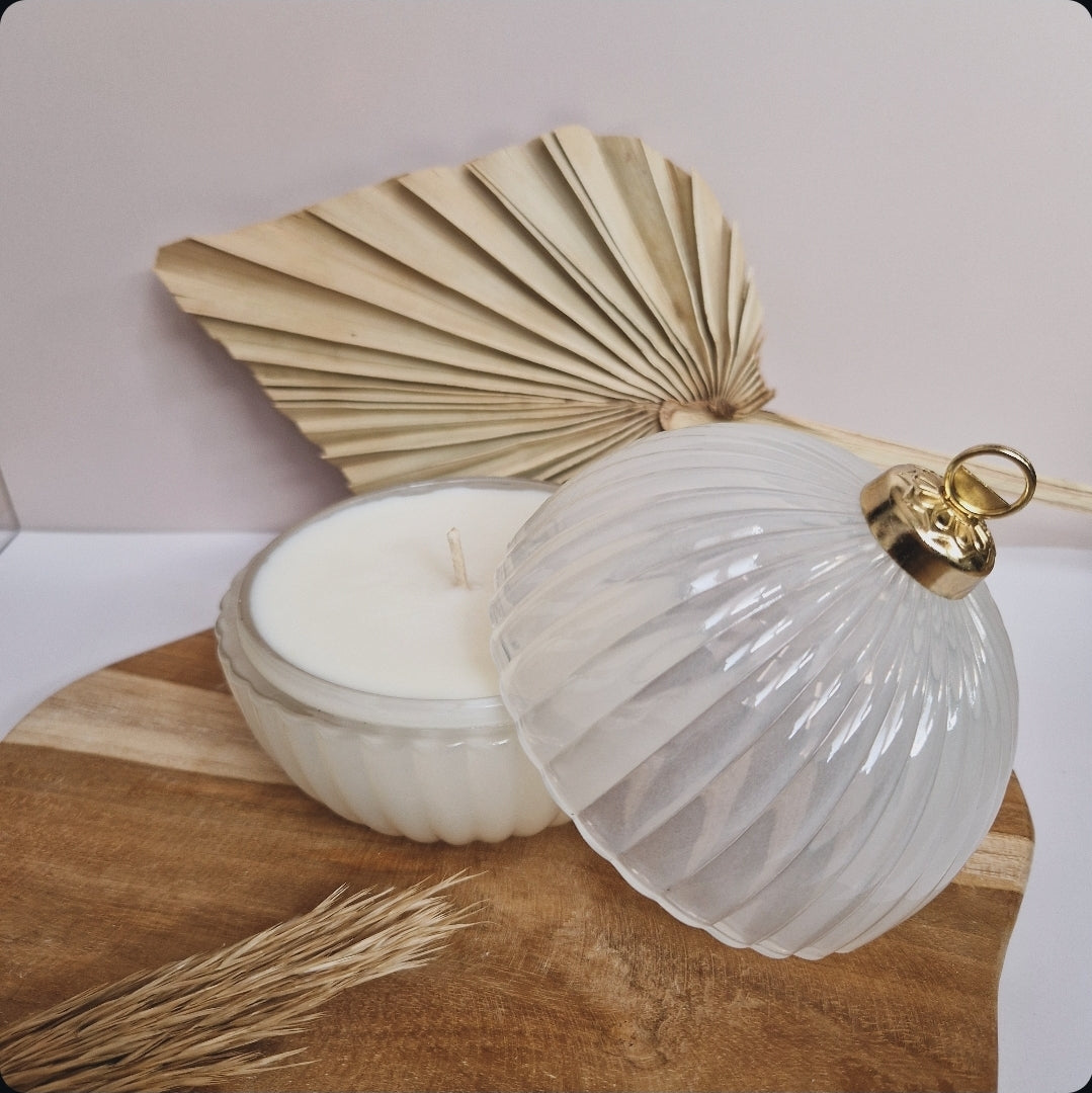 White christmas Bauble - 230ml