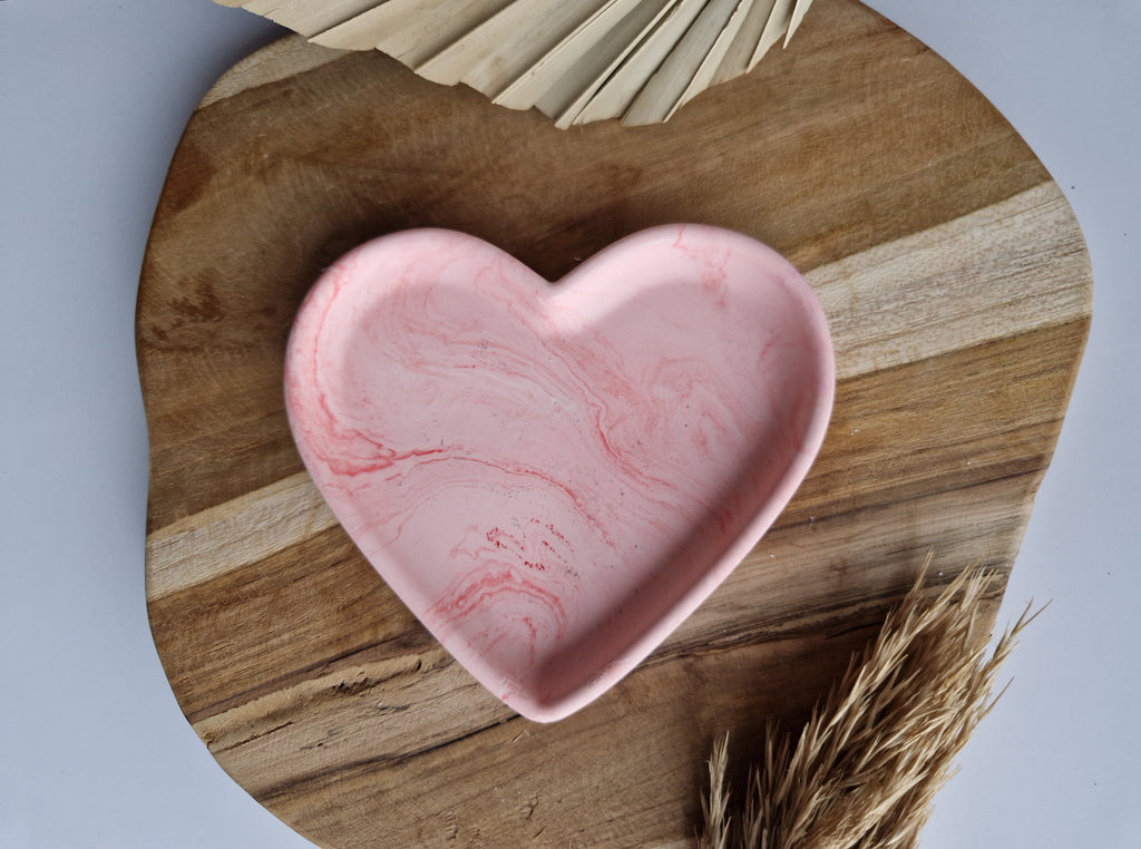 Handgemaakt Jesmonite hart schaaltje